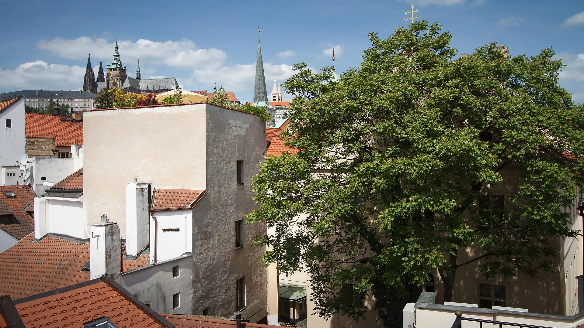 ****  Hotel Bishop'S House Praga República Checa