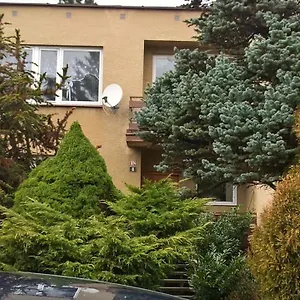 https://ubytovani-vilova-8-karlovy-vary.karlovyvary-hotels.com