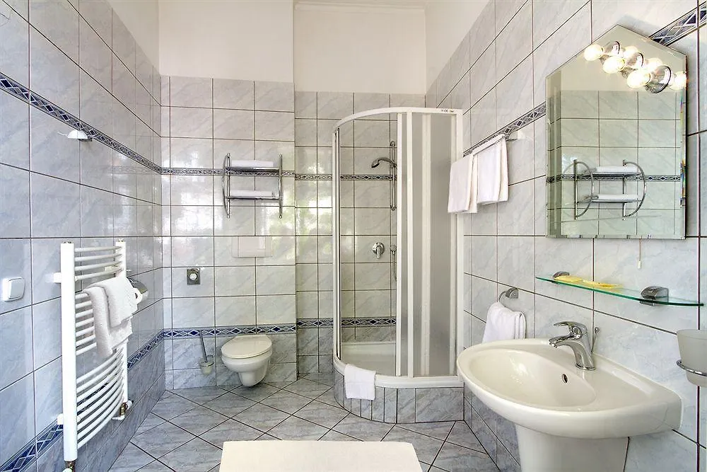 Bishop'S House Hotel Prague